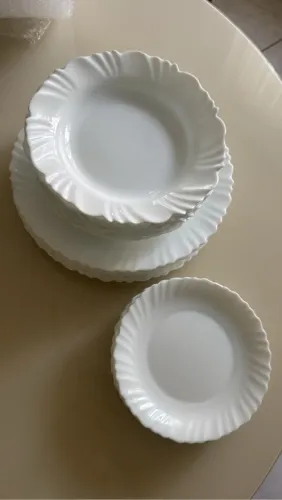 Jogo de pratos branco 6 peças