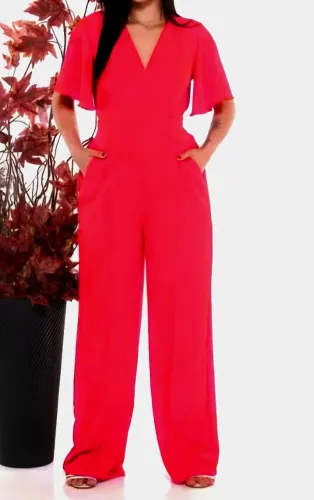 Macacão feminino vermelho tecido fluido