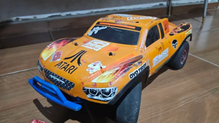Rc Automodelo Traxxas Slash 4x4 + lipo+ rádio 