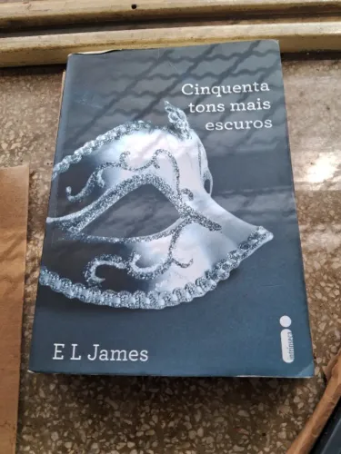 Triologia do livro 50 tons cinza.