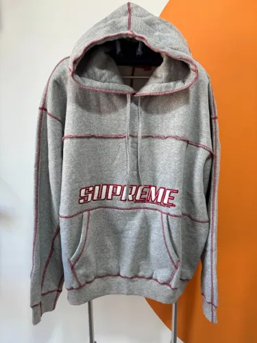 Blusa Supreme "Dimension Hooded"