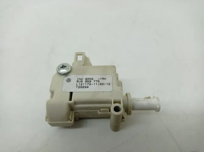 Trava Eletrica Porta Malas Volkswagen Gol G5 2013 
