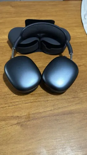 AirPods Max - Preto Meia Noite 