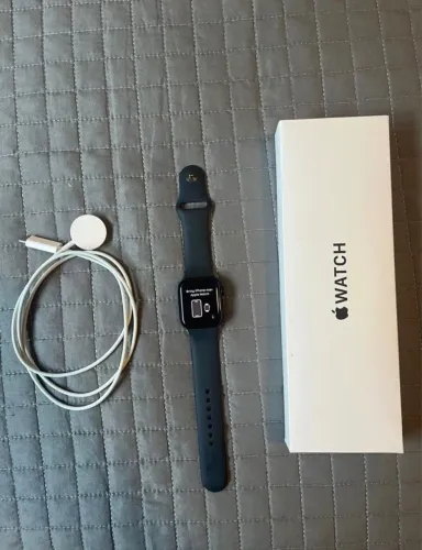 Apple Watch SE GPS + Cellular