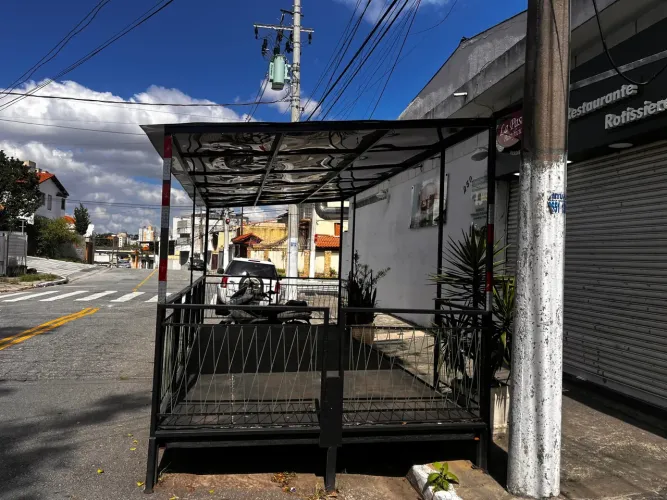 Parklet restaurante - Ótimo estado