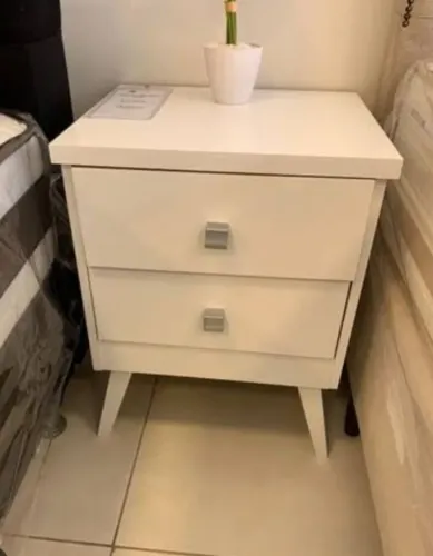 Promoção Mesa de Cabeceira - 02/04