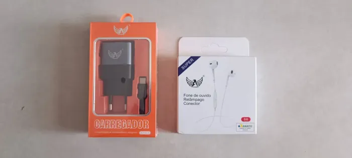 Carregador Turbo 5.1A Typo C + Fone de Ouvido Bluetooth com Microfone (frete grátis)
