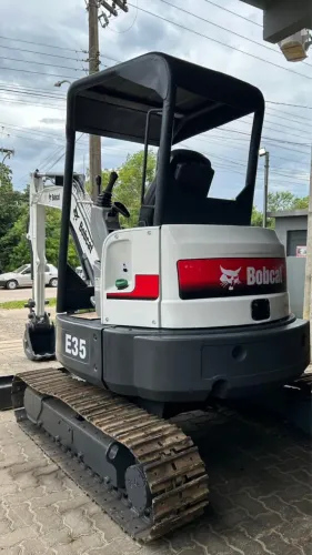 Mine escavadeira Bobcat E35
