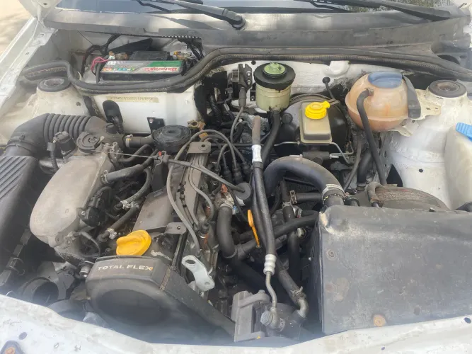 Volkswagen Parati 2.0 MI/ 2.0 MI Track & Field 2005