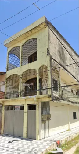 Vendo ponto comercial, casa e vila de kitnets no Bairro Guamá R$ 950 mil