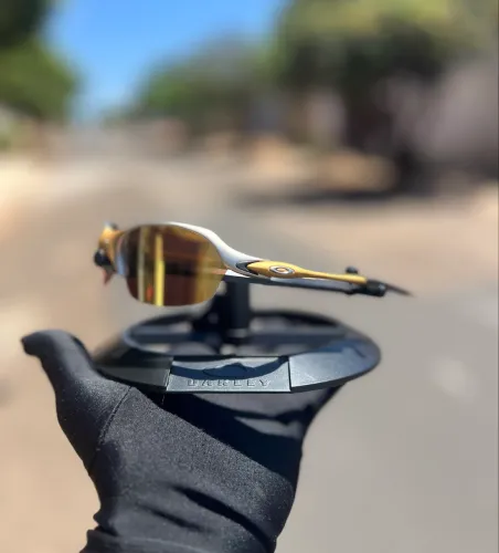 Óculos Oakley Romeo 24K