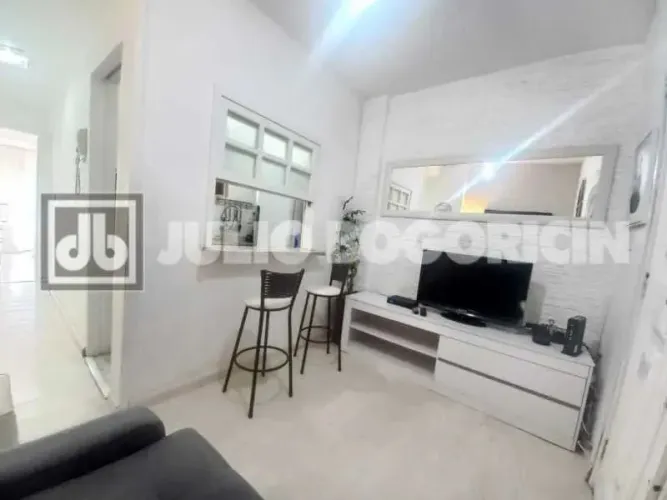 Apartamento : Padrão / Residencial / Leblon