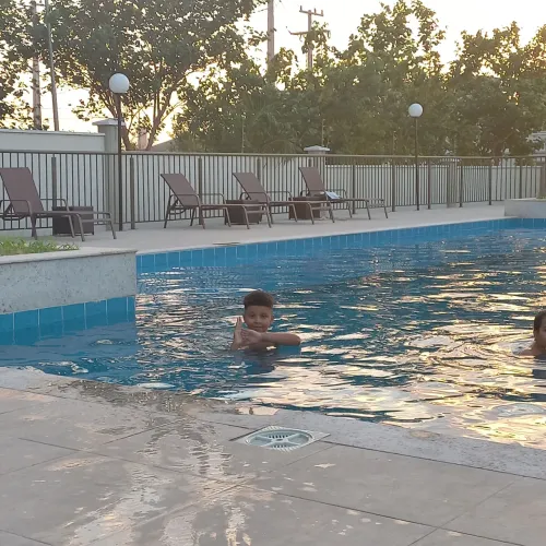 Alugo apartamento (novo) no edifício Palmeira Azul