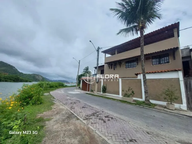 Casa de POSSE com 3 dormitórios à venda, 180 m² por R$ 750.000 - Piratininga - Niterói/RJ