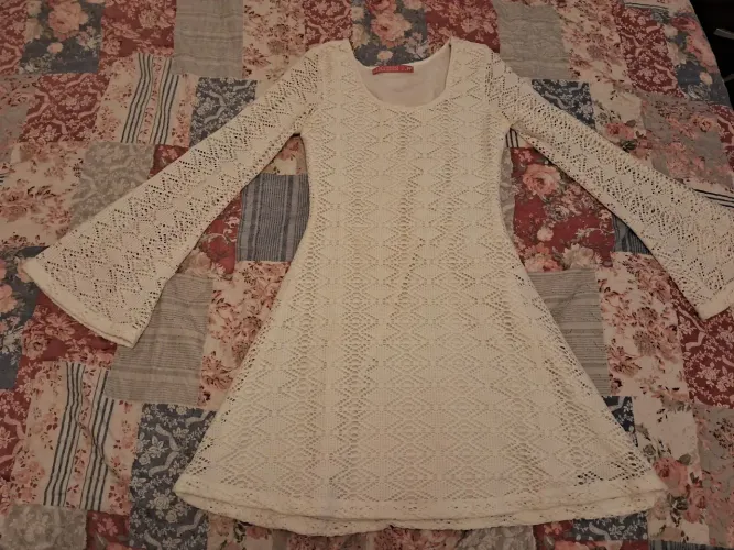 Vestido de renda tamanho P