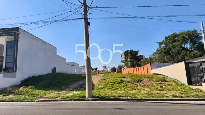 Terreno à venda no Condomínio Costa das Areias em Salto, com 500m²