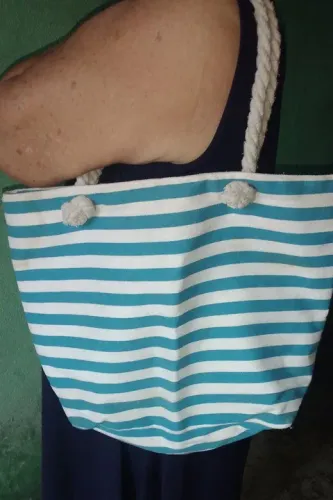 Bolsa de Praia Listrada Azul e Branca
