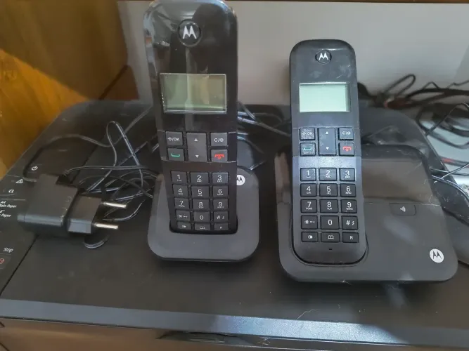 Telefone sem fio duas bases Motorola 