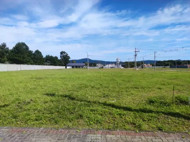 OFERTA IMPERDÍVEL!!! Terreno em condomínio fechado!!! 