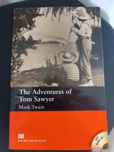 The Adventures of Tom Sawyer - Livro em Inglês