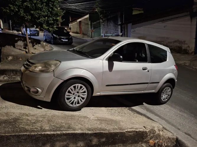 Ford KA 1.0 Tecno 8V Flex 3P 2011