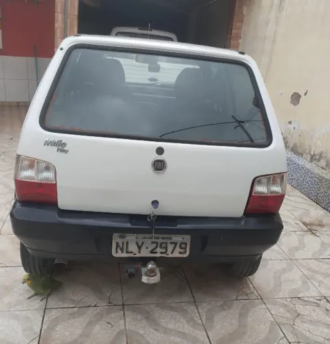 Fiat Uno Mille Celeb. WAY Econ. 1.0 F.flex 2P 2009