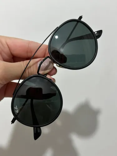 3 - Óculos de Sol Ray-Ban Redondos