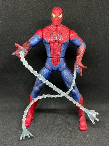 boneco homem aranha marvel 2012