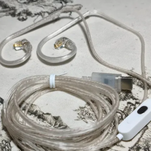 Cabo USB C para fone KZ DSP com microfone.
