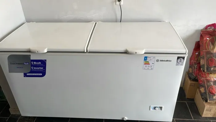 Freezer metalfrio 543 litros 
