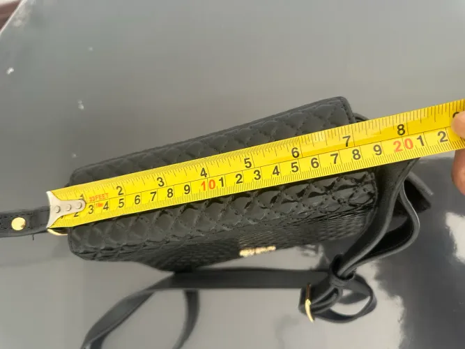 Bolsa Carmens Steffens preta