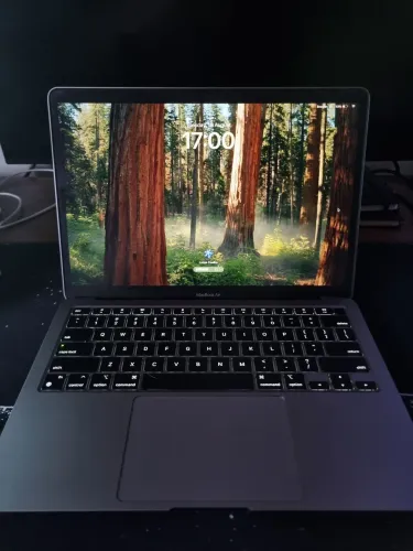 MacBook M1 Air 16gb ram 1TB ssd