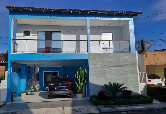 Casa de condomínio para venda possui 230 metros quadrados com 4 quartos