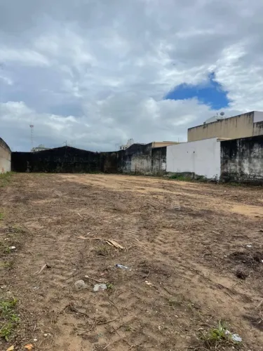 Terreno no Bairro Farolândia