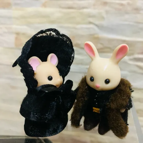 Roupinha Nosferatu Sylvanian Families bebê