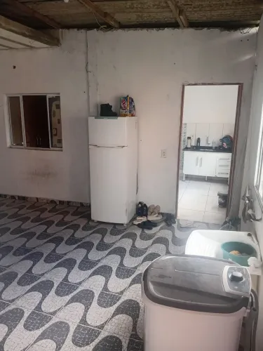 Aluga-se kitnet no bairro de Fátima 