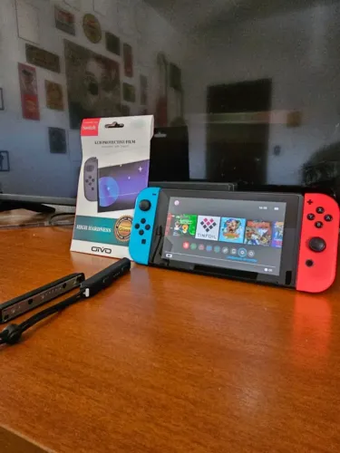 Nintendo Switch V2 Desbloqueado SEMINOVO + JOGOS + Acessórios +Suporte Online (NÃO BANIDO)