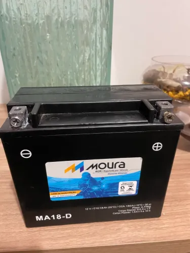 Bateria Moura - 01 mês de uso apenas, com a garantia.