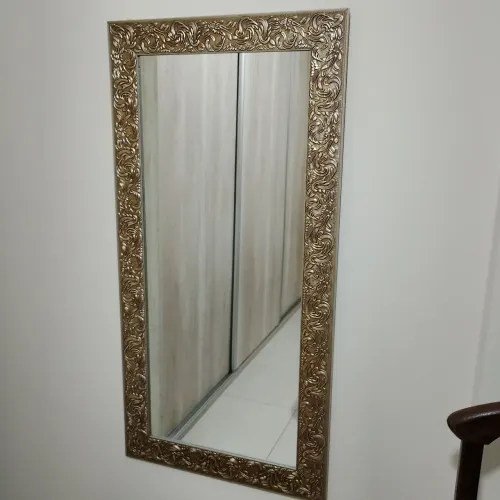 Espelho Decorativo de Parede com Moldura