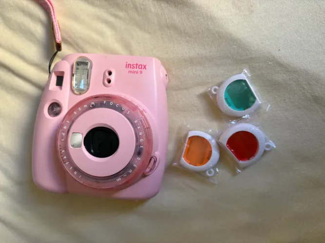 Câmera Instantânea Instax Mini 9 Fujifilm Rosa (Impecável + Filtros Coloridos)