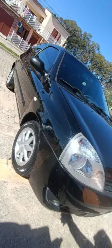 Renault Clio Hi-flex 1.0 16V 3P 2011