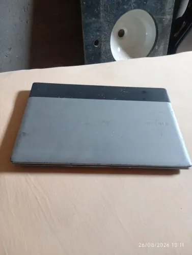 Vendo notebook para retirada de peças