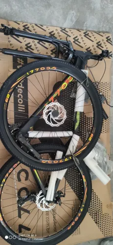 Bicicleta nova na caixa aro 29