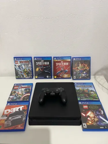 Ps4 slim, 8 jogos e 2 controles, otimo estado