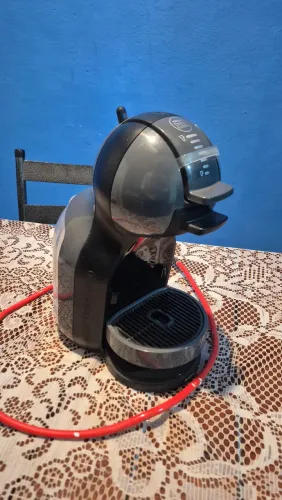 Cafeteira Nestlé dolce gusto