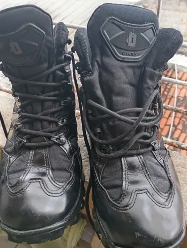 Bota coturno