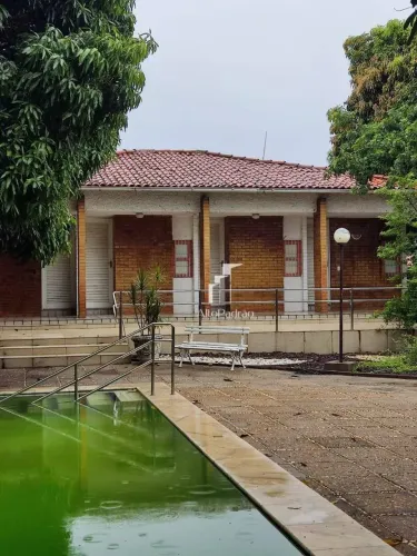 Casa com 4 dormitórios à venda, 350 m² por R$ 1.800.000,00 - Cabral - Teresina/PI