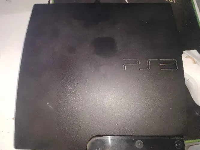 PS3 com Defeito - Retirada de peças - acompanha dois controles