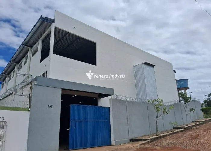 Prédio Comercial com 1.507 m² Construídos | Bairro Uruguai