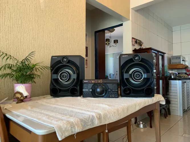 Som Sony MHC-M60D 1600W ? Novo, nunca usado (com nota e manual)